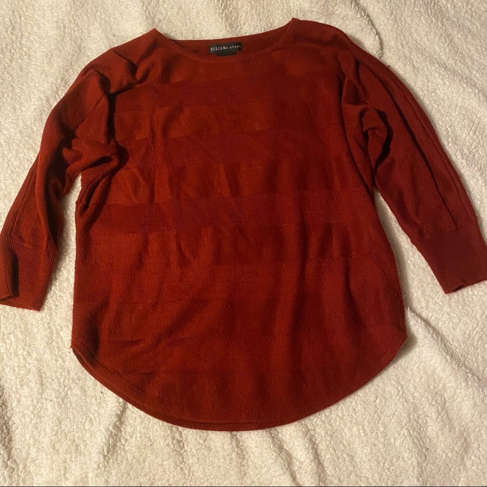 women’s red sweater mid sleeve small